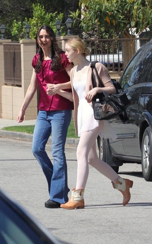 Elle Fanning Leaving ballet class (March 11, 2011)