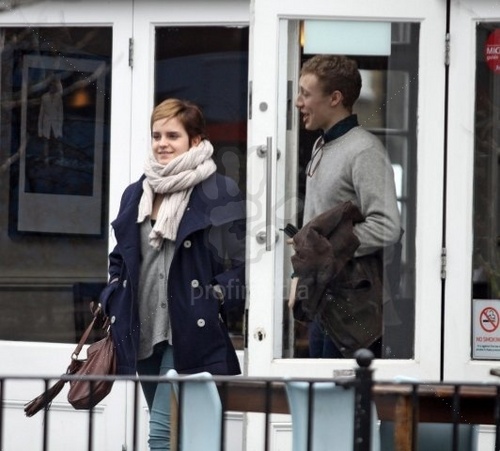  Emma in London,25 February 2011