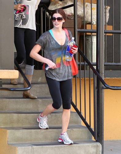  Few #HQ pics of Ashley Greene arriving/leaving her gym in LA (March 10)