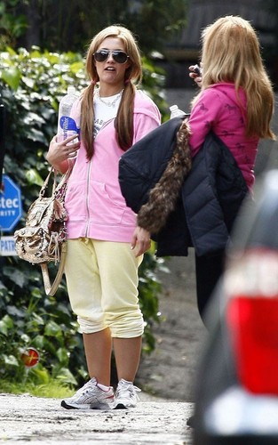  Going to the Gym in Studio City - February 24,2011