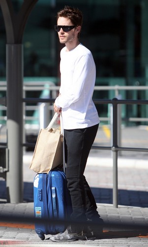  Jared arriving at Perth Airport (06 March 2011)