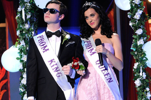  Katy Perry Prom 퀸
