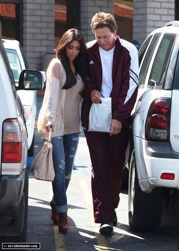 Kim is photographed picking up Bruce from a medical building 3/3/11