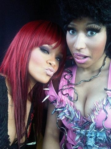 리한나 and Nicki Minaj