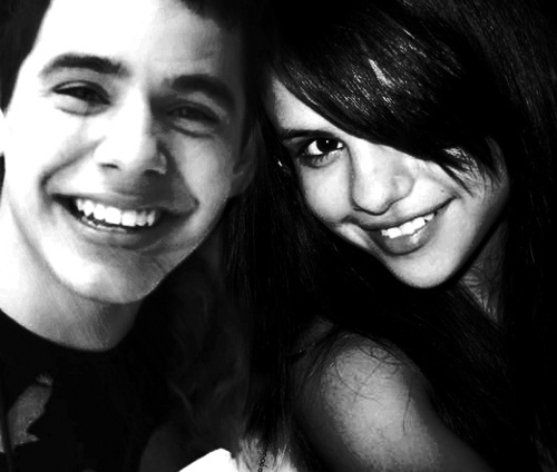  david and selena picha editing. what do wewe think if it's true??