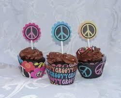  Cupcakes!! (>' - ' )>