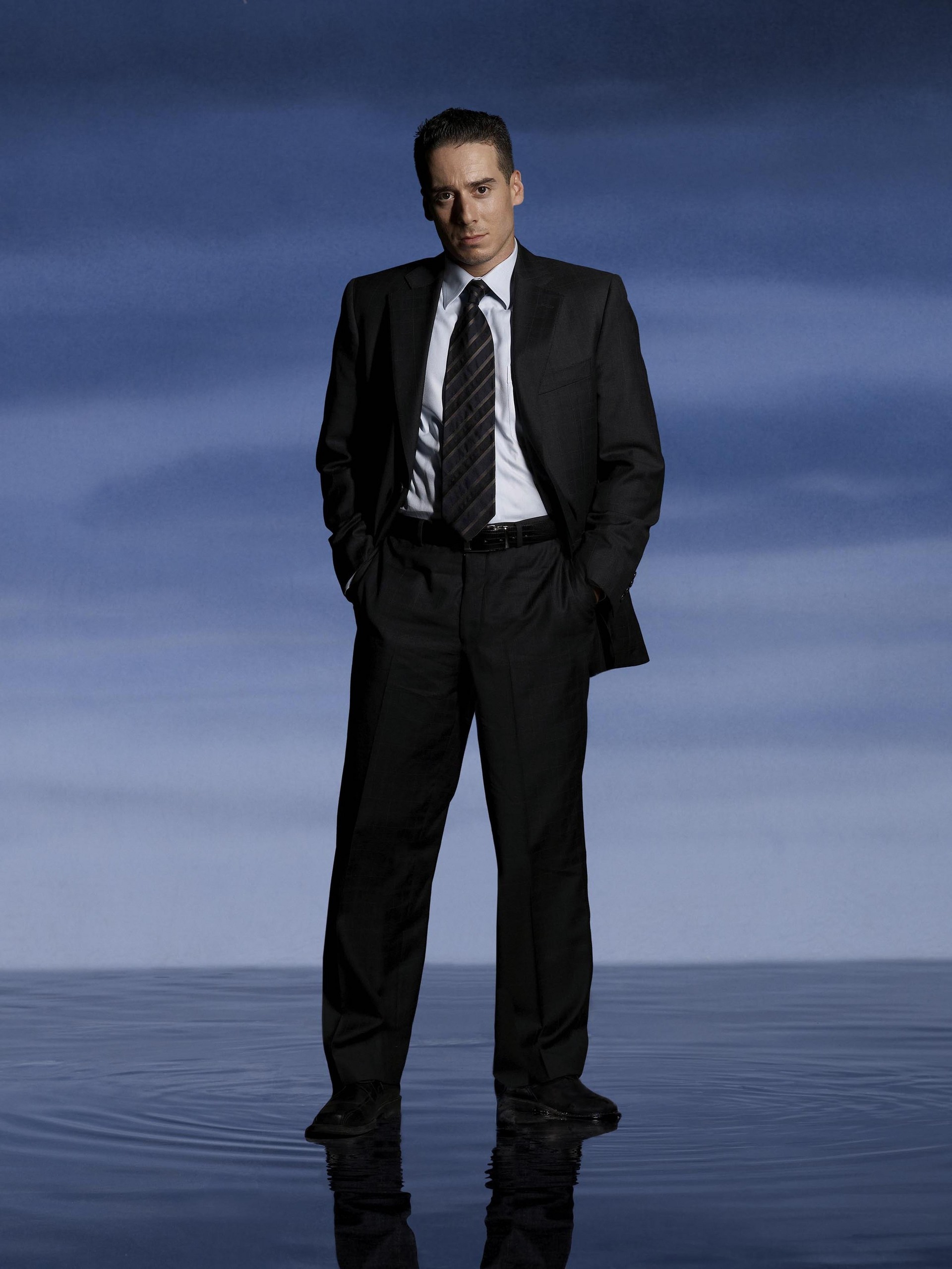  Kirk Acevedo as Agent Charlie Francis in a 'Fringe' Promotional Photoshoot