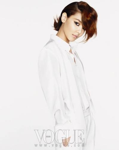  Sooyoung - Vogue Korea 2011