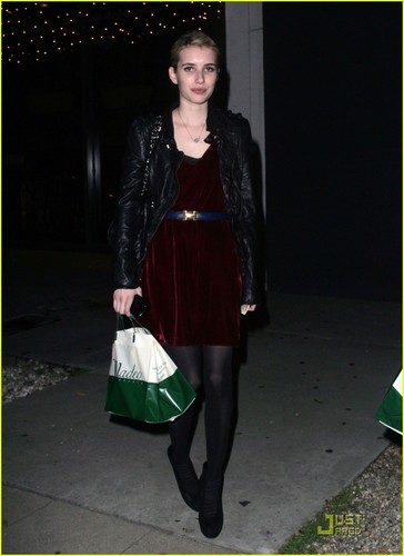  Emma Roberts Makes It To Madeo