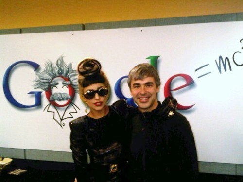  गूगल Goes Gaga