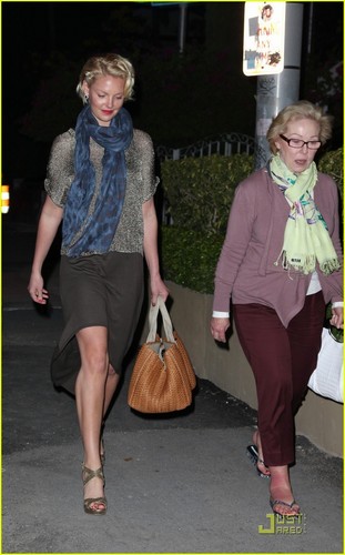  Katherine Heigl: Miami jantar with Mom!