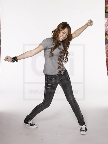  Miley`s lovely photoshoots!!
