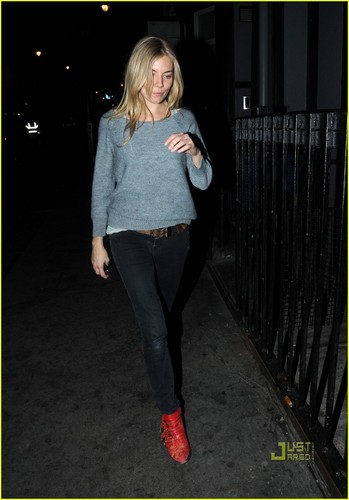  Sienna Miller: Little Red Riding Boots