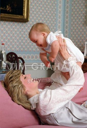  rincess Diana With Her Son