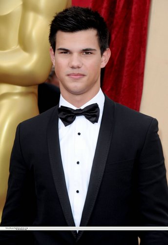  82nd Annual Academy Awards, 2010- Taylor <3