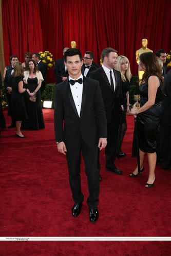  82nd Annual Academy Awards, 2010- Taylor <3