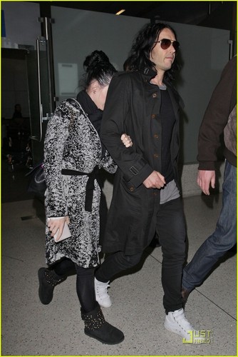  Katy Perry Hides Behind Russell Brand at LAX