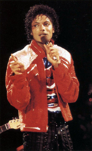  Michael Jackson THRILLER ERA PICS (some are backstage and on stage and etc)