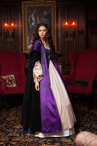  New Stills of Nina as Katherine in 2x09 of TVD: ,,Katerina"