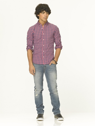  Camp rock 2 official photoshot of jonas brother!
