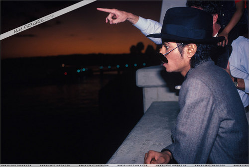  MJ Thriller :)