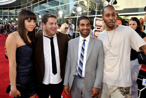  Aubrey, Jonah Hill, Aziz Ansari & RZA @ 'Funny People' Premiere - 2009