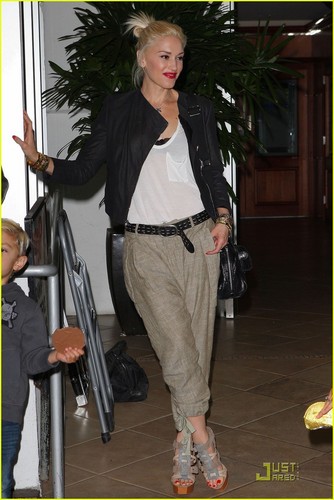  Gwen Stefani: jantar with the Family!