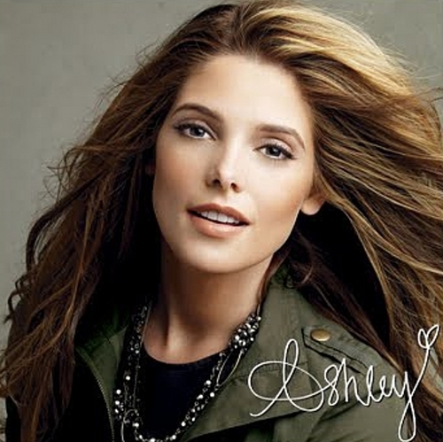  meer foto's of Ashley for Mark. Cosmetics!