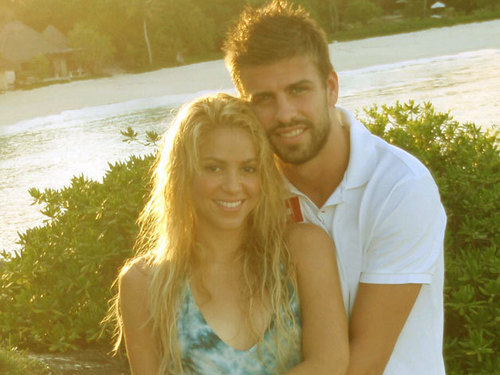  Shakira officially with Piqué