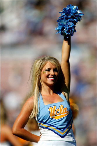 UCLA cheerleader