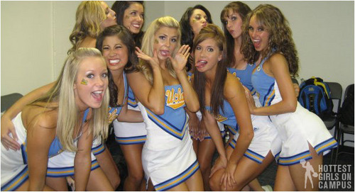  UCLA cheerleaders