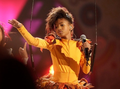 Willow performing at The Kids' Choice Awards 2011