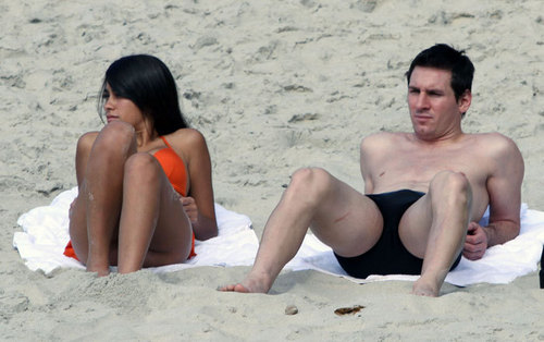  Antonella and Messi in Cancun ....