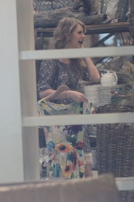 Shopping at Anthropologie In Beverly hills