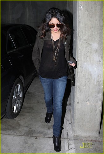  Vanessa out in West Hollywood
