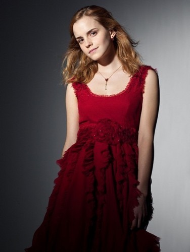  hermione granger in red dress from the wedding in harry potter 7