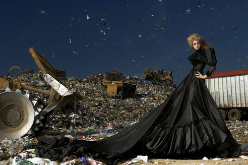 America's Next Top Model Cycle 16 Garbage Dump Photoshoot