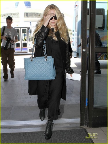  Mary-Kate & Ashley Olsen: Los Angeles to Seattle!