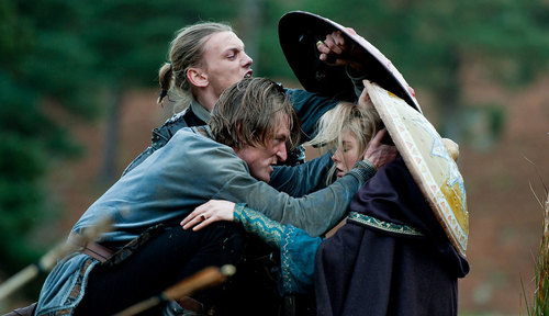  New stills of ‘Camelot’ with Jamie Campbell-Bower