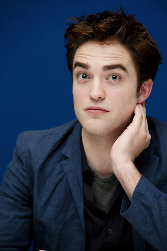  Robert Pattinson 2011