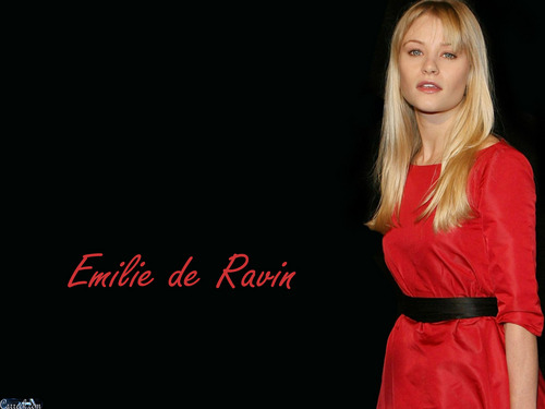 Emilie de Ravin