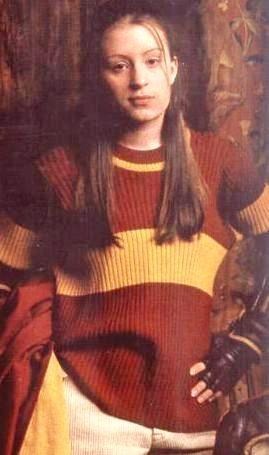  Katie chuông, bell at Hogwarts (1990-1997)