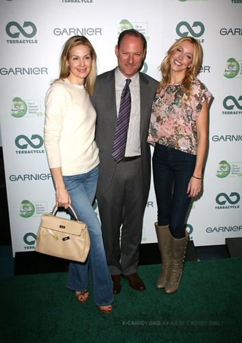  Kelly Rutherford & Katie Cassidy Launch The Garnier Cleaner Greener Tour