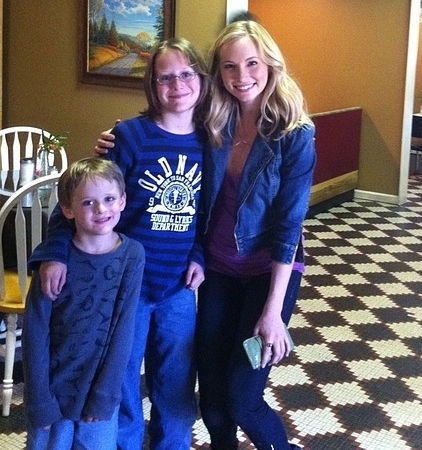  New/old foto-foto of Candice with fans!