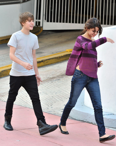  Selena & Justin