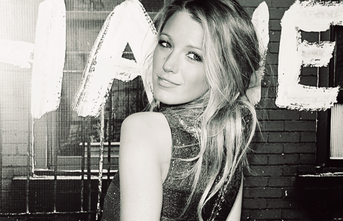  BlakeLively.. ♥