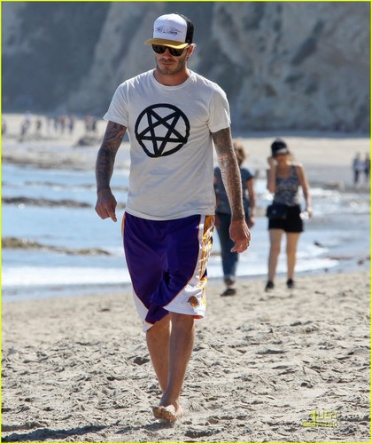  David Beckham: Malibu ビーチ with Romeo & Cruz!