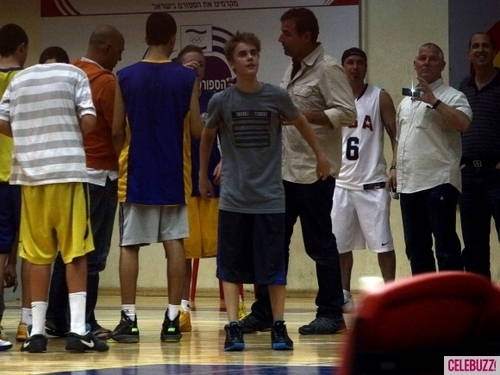  Justin Bieber Shows Off His baloncesto Skills in Israel