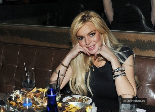  Lindsay Lohan at TEQA NYC taco Tuesdays fotografias