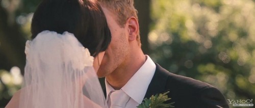  Love, Wedding, Marriage - Trailer 2
